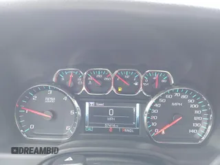 2020 Chevrolet Tahoe LT с VIN 1GNSCBKC0LR290170, выставлен на аукционе IAAI как лот 42129712 с пробегом 57 414 миль миль и . История ставок и продаж доступна на DreamBid. Изображение 7.