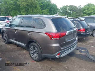 2020 Mitsubishi Outlander ES with VIN JA4AD2A32LZ038644, listed as a IAAI auction lot 42106213 with 61,919 mi miles and . Bid and sale history available at DreamBid. Image 3.