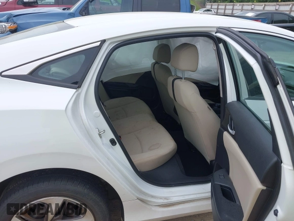 2020 Honda Civic LX z VIN 19XFC2F66LE021813, wystawiony jako IAAI lot #42285033 z przebiegiem 116 069 mil mil oraz . Historia ofert i sprzedaży dostępna na DreamBid. Obrazek 8.