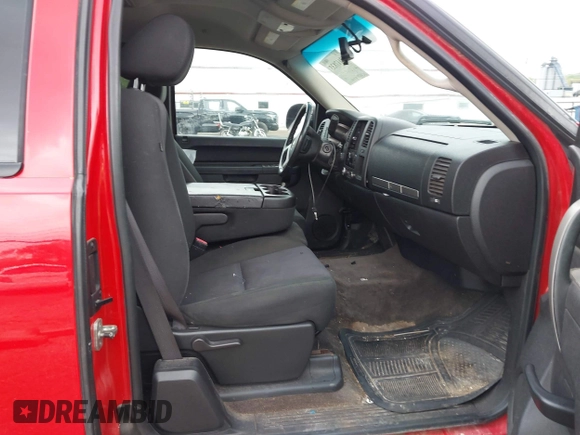 2010 Chevrolet Silverado 1500 LT with VIN 1GCSKSE34AZ201494, listed as a IAAI auction lot 42117833 with 167,573 mi miles and . Bid and sale history available at DreamBid. Image 5.