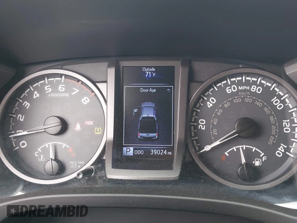 2018 Toyota Tacoma SR5 with VIN 5TFAZ5CNXJX065431, listed as a IAAI auction lot 41491056 with 39,024 mi miles and . Bid and sale history available at DreamBid. Image 7.