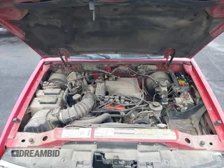 1999 Ford Explorer XLT z VIN 1FMZU35P5XZB62128, wystawiony jako IAAI lot #42635627 z przebiegiem 221 556 mil mil oraz . Historia ofert i sprzedaży dostępna na DreamBid. Obrazek 10.