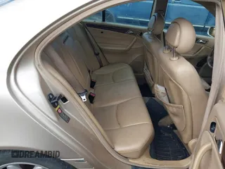 2003 Mercedes-Benz C 240 с VIN WDBRF61J43A446598, выставлен на аукционе IAAI как лот 41925959 с пробегом Не указан миль и . История ставок и продаж доступна на DreamBid. Изображение 8.