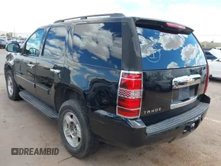 2007 Chevrolet Tahoe LS with VIN 1GNFC13C47J406467, listed as a IAAI auction lot 42081860 with 275,814 mi miles and . Bid and sale history available at DreamBid. Image 3.