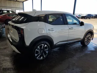2025 Nissan Kicks SV with VIN 3N8AP6CB5SL352968, listed as a Copart auction lot 50879905 with 3,846 mi miles and Clean Title. Bid and sale history available at carsss.com. Image 3.