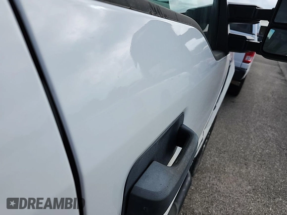 2018 Ford F-250 XL with VIN 1FT7W2BT1JEC45930, listed as a IAAI auction lot 42717462 with 134,466 mi miles and . Bid and sale history available at DreamBid. Image 9.