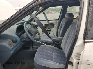 1992 Mercury Topaz GS z VIN 2MEPM36U1NB611321, wystawiony jako Copart lot #56950595 z przebiegiem 54 164 mil mil oraz Szkoda całkowita • Salvage title. Historia ofert i sprzedaży dostępna na DreamBid. Obrazek 7.