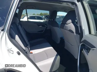 2021 Toyota RAV4 XLE with VIN 2T3P1RFV5MC152149, listed as a IAAI auction lot 42588310 with 41,075 mi miles and . Bid and sale history available at DreamBid. Image 8.