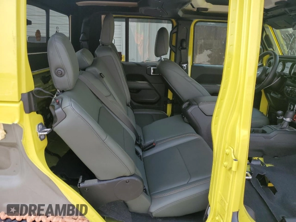 2024 Jeep Gladiator Mojave X with VIN 1C6JJTEG8RL104585, listed as a Copart auction lot 54528735 with 7,528 mi miles and Salvage title. Bid and sale history available at DreamBid. Image 11.