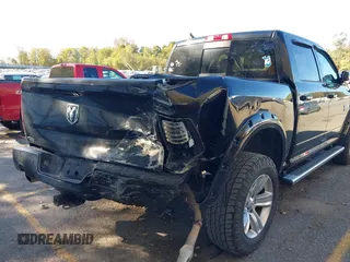2018 Ram 1500 Sport z VIN 1C6RR7MT0JS174934, wystawiony jako IAAI lot #40564822 z przebiegiem 77 304 mil mil oraz . Historia ofert i sprzedaży dostępna na DreamBid. Obrazek 6.