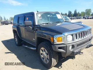 2007 Hummer H3 SUV with VIN 5GTDN13E378169059, listed as a IAAI auction lot 42201940 with 150,487 mi miles. Bid and sale history available at carsss.com. Image 1.