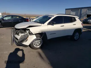 2019 Jeep Compass Sport with VIN 3C4NJCAB0KT726483, listed as a Copart auction lot 49352905 with 116,915 mi miles and Salvage title. Bid and sale history available at DreamBid. Image 1.