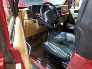1999 Jeep Wrangler SE with VIN 1J4FY29P4XP476343, listed as a Copart auction lot 88799545 with 99,782 mi miles and Salvage Title. Bid and sale history available at carsss.com. Image 8.