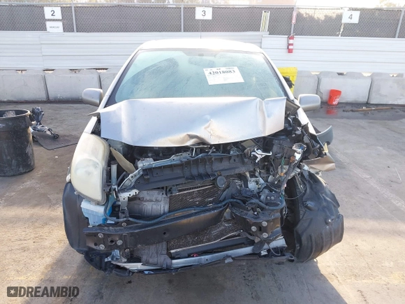 2008 Toyota Yaris with VIN JTDJT923885191561, listed as a IAAI auction lot 42018083 with 228,090 mi miles. Bid and sale history available at carsss.com. Image 6.