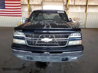 2006 Chevrolet Silverado 1500 LT2 with VIN 1GCEK19B46Z266751, listed as a Copart auction lot 50081755 with 260,634 mi miles and Salvage Title. Bid and sale history available at carsss.com. Image 5.