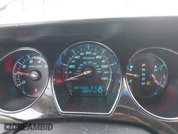 2010 Ford Taurus Limited with VIN 1FAHP2FW9AG115121, listed as a IAAI auction lot 41903630 with 200,875 mi miles. Bid and sale history available at carsss.com. Image 7.