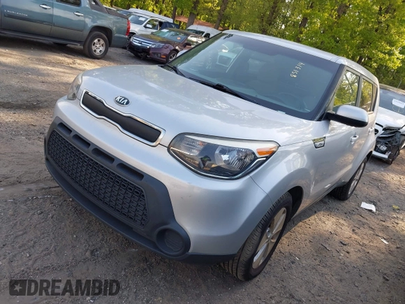 2016 Kia Soul with VIN KNDJN2A29G7851314, listed as a IAAI auction lot 42079025 with 137,247 mi miles. Bid and sale history available at carsss.com. Image 2.