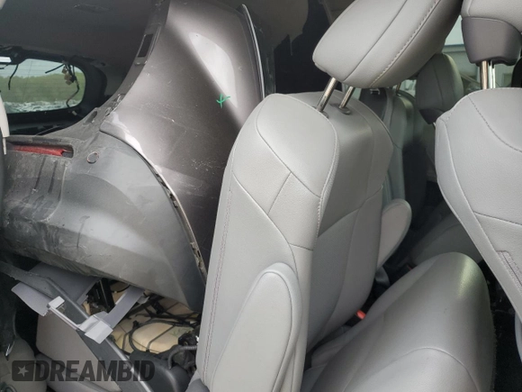 2021 Toyota Sienna XLE with VIN 5TDYRKEC3MS065158, listed as a Copart auction lot 51608655 with 67,412 mi miles and Clean Title. Bid and sale history available at DreamBid. Image 11.