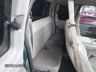 1999 Ford F-150 XL с VIN 1FTRX18L9XNA51887, выставлен на аукционе IAAI как лот 42498279 с пробегом Не указан миль и . История ставок и продаж доступна на DreamBid. Изображение 8.