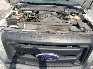 2012 Ford F-250 XL z VIN 1FDBF2A63CEA75803, wystawiony jako Copart lot #48637445 z przebiegiem 118 144 mil mil oraz Szkoda całkowita • Salvage title. Historia ofert i sprzedaży dostępna na DreamBid. Obrazek 11.