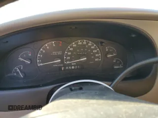 1995 Ford Explorer Eddie Bauer с VIN 1FMDU34X0SUA91938, выставлен на аукционе Copart как лот 85363654 с пробегом 175 746 миль миль и Списание • Salvage title. История ставок и продаж доступна на DreamBid. Изображение 9.