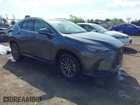 2023 Lexus NX 350 Premium z VIN 2T2GGCEZ3PC023075, wystawiony jako IAAI lot #42091257 z przebiegiem 28 674 mil mil oraz . Historia ofert i sprzedaży dostępna na DreamBid. Obrazek 1.
