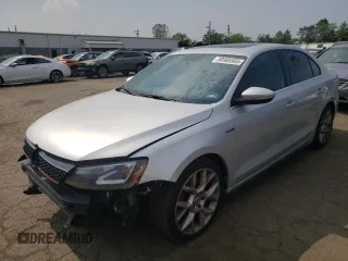 2014 Volkswagen Jetta GLI Autobahn with VIN 3VW5T7AJ3EM335493, listed as a Copart auction lot 58985565 with 178,150 mi miles and Salvage title. Bid and sale history available at DreamBid. Image 1.