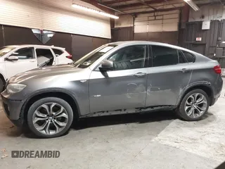 2014 BMW X6 50i z VIN 5UXFG8C55EL592995, wystawiony jako IAAI lot #41724960 z przebiegiem 137 112 mil mil oraz . Historia ofert i sprzedaży dostępna na DreamBid. Obrazek 15.