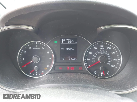 2018 Kia Forte LX with VIN 3KPFK4A77JE189410, listed as a IAAI auction lot 42070033 with 97,698 mi miles. Bid and sale history available at carsss.com. Image 7.