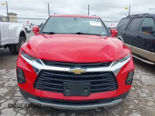 2019 Chevrolet Blazer with VIN 3GNKBCRSXKS696085, listed as a IAAI auction lot 42428812 with 140,062 mi miles and . Bid and sale history available at DreamBid. Image 6.