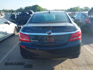 2015 Buick LaCrosse Premium I with VIN 1G4GD5G36FF286261, listed as a IAAI auction lot 42146571 with 162,478 mi miles. Bid and sale history available at carsss.com. Image 16.