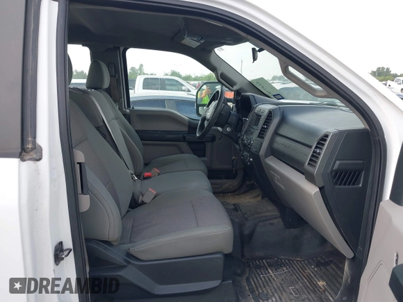 2018 Ford F-250 XL with VIN 1FT7X2BT2JEC25506, listed as a IAAI auction lot 42477834 with 118,703 mi miles and . Bid and sale history available at DreamBid. Image 5.