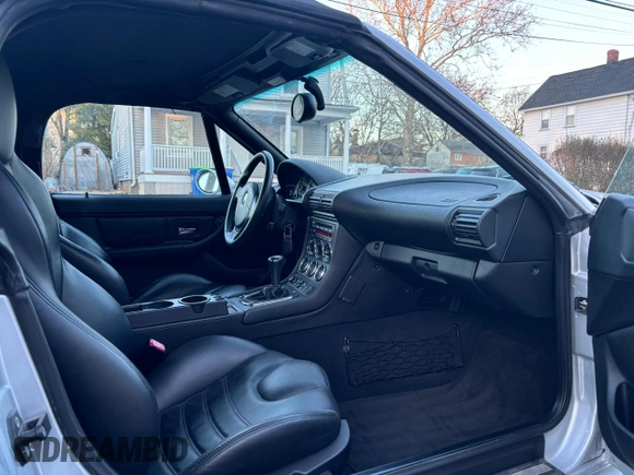 2000 BMW Z3 M 3.2L with VIN WBSCK9349YLC93283, listed as a Copart auction lot 41692715 with 38,048 mi miles and Clean Title. Bid and sale history available at carsss.com. Image 6.