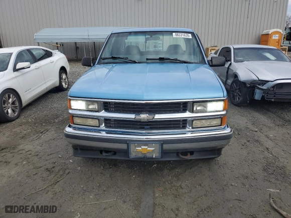 1997 Chevrolet C/K 1500 with VIN 2GCEC19R0V1224434, listed as a Copart auction lot 88331635 with 178,695 mi miles and Salvage Title. Bid and sale history available at carsss.com. Image 5.