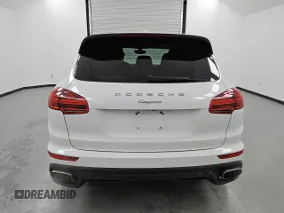 2016 Porsche Cayenne with VIN WP1AA2A28GLA01613, listed as a Copart auction lot 46182805 with 121,911 mi miles and Clean Title. Bid and sale history available at carsss.com. Image 6.