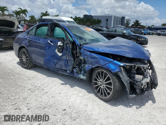 2020 Mercedes-Benz C 300 with VIN 55SWF8DB2LU324185, listed as a Copart auction lot 62493305 with 33,259 mi miles and Clean title. Bid and sale history available at DreamBid. Image 4.
