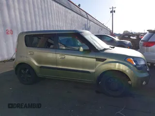 2010 Kia Soul + with VIN KNDJT2A27A7160506, listed as a IAAI auction lot 41954450 with 183,055 mi miles and . Bid and sale history available at DreamBid. Image 13.