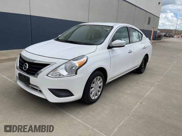 2019 Nissan Versa SV z VIN 3N1CN7AP4KL853965, wystawiony jako Copart lot #56391665 z przebiegiem 118 394 mil mil oraz Czysty tytuł • Clean title. Historia ofert i sprzedaży dostępna na DreamBid. Obrazek 2.