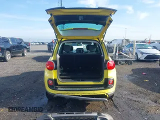 2014 FIAT 500L Trekking z VIN ZFBCFADH4EZ013485, wystawiony jako IAAI lot #42104043 z przebiegiem 157 744 mil mil oraz . Historia ofert i sprzedaży dostępna na DreamBid. Obrazek 17.