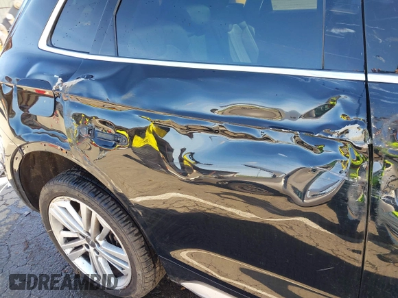 2018 Audi Q5 Prestige z VIN WA1CNAFY3J2078029, wystawiony jako IAAI lot #41822564 z przebiegiem 80 690 mil mil oraz . Historia ofert i sprzedaży dostępna na DreamBid. Obrazek 20.