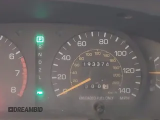 1995 Toyota Camry LE z VIN JT2SK12E8S0299203, wystawiony jako IAAI lot #39607993 z przebiegiem 193 374 mil mil oraz . Historia ofert i sprzedaży dostępna na DreamBid. Obrazek 7.