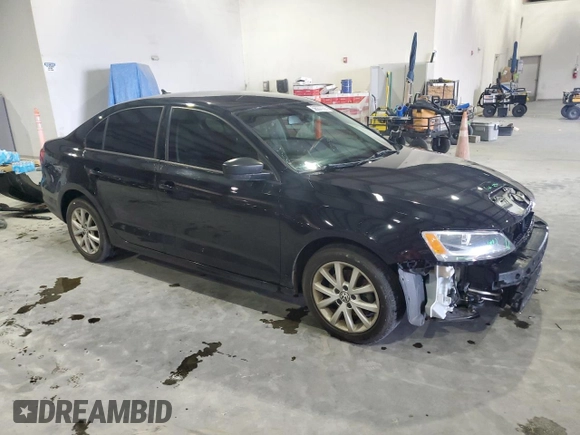 2015 Volkswagen Jetta SE z VIN 3VWD07AJ6FM411410, wystawiony jako Copart lot #56557055 z przebiegiem 103 183 mil mil oraz Szkoda całkowita • Salvage title. Historia ofert i sprzedaży dostępna na DreamBid. Obrazek 4.