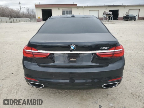 2016 BMW 7 Series 750i z VIN WBA7F0C51GGL99505, wystawiony jako Copart lot #49775245 z przebiegiem 46 703 mil mil oraz Szkoda całkowita • Salvage title. Historia ofert i sprzedaży dostępna na DreamBid. Obrazek 6.