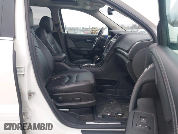 2015 GMC Acadia SLT with VIN 1GKKVRKD4FJ249858, listed as a IAAI auction lot 41678684 with 107,723 mi miles. Bid and sale history available at carsss.com. Image 5.