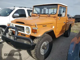 1979 Toyota Land Cruiser z VIN HJ45032688, wystawiony jako Copart lot #76814004 z przebiegiem 84 752 mil mil oraz Szkoda całkowita • Salvage title. Historia ofert i sprzedaży dostępna na DreamBid. Obrazek 1.