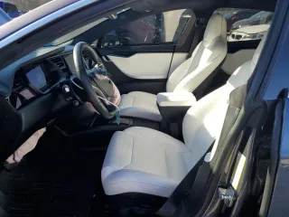 2018 Tesla Model S 75D with VIN 5YJSA1E26JF283528, listed as a Copart auction lot 46980685 with 35,371 mi miles and Salvage Title. Bid and sale history available at DreamBid. Image 7.