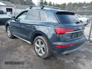 2021 Audi Q5 Prestige with VIN WA1CAAFY5M2050748, listed as a IAAI auction lot 41704470 with 55,162 mi miles. Bid and sale history available at carsss.com. Image 3.