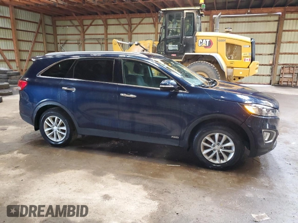 2017 Kia Sorento LX with VIN 5XYPGDA35HG332242, listed as a Copart auction lot 58663735 with 162,565 mi miles and Clean title. Bid and sale history available at DreamBid. Image 4.