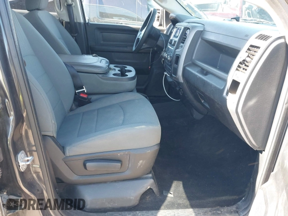 2016 Ram 1500 Express z VIN 1C6RR6KG8GS389924, wystawiony jako IAAI lot #40887357 z przebiegiem 140 327 mil mil oraz . Historia ofert i sprzedaży dostępna na DreamBid. Obrazek 5.