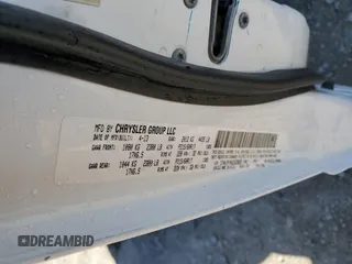 2014 Jeep Patriot Latitude z VIN 1C4NJPFA4ED529835, wystawiony jako Copart lot #57632435 z przebiegiem 150 979 mil mil oraz Czysty tytuł • Clean title. Historia ofert i sprzedaży dostępna na DreamBid. Obrazek 13.